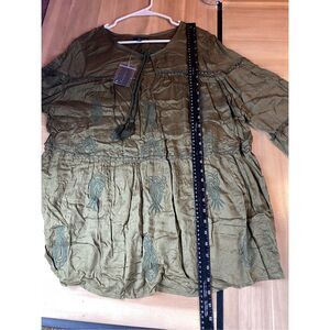 New with‎ tags lane Bryant top